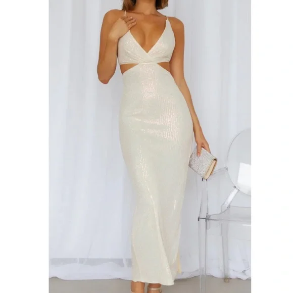 Hello Molly | Create The Spell Midi Dress - Picture 6 of 13